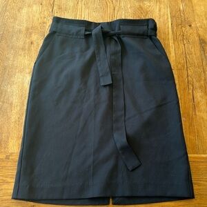 Banana Republic Navy Skirt size 6